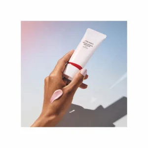 Shiseido Revitalessence Skin Glow Primer - Image 3