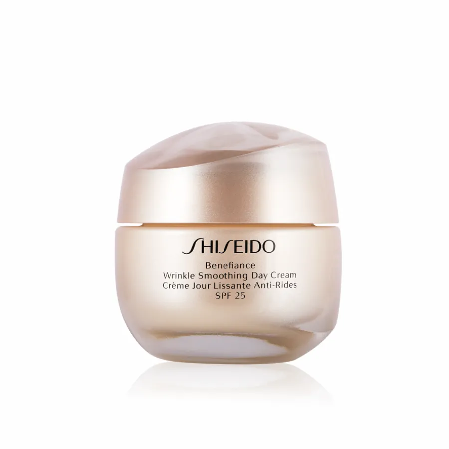 Shiseido Benefiance Wrinkle Smoothing Day Cream SPF25