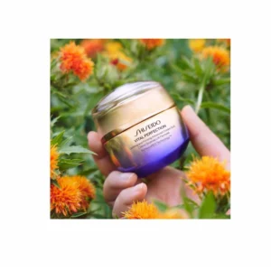 Shiseido Vital Perfection Uplifting & Firming Advanced Cream Soft - Image 4